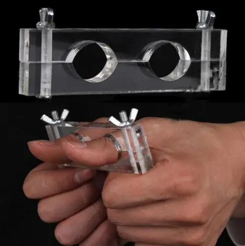 

24mm Hole Small Size Acrylic Steel Magic Trick Thumb Escape Fingers Lock Prop Free Shipping YH301