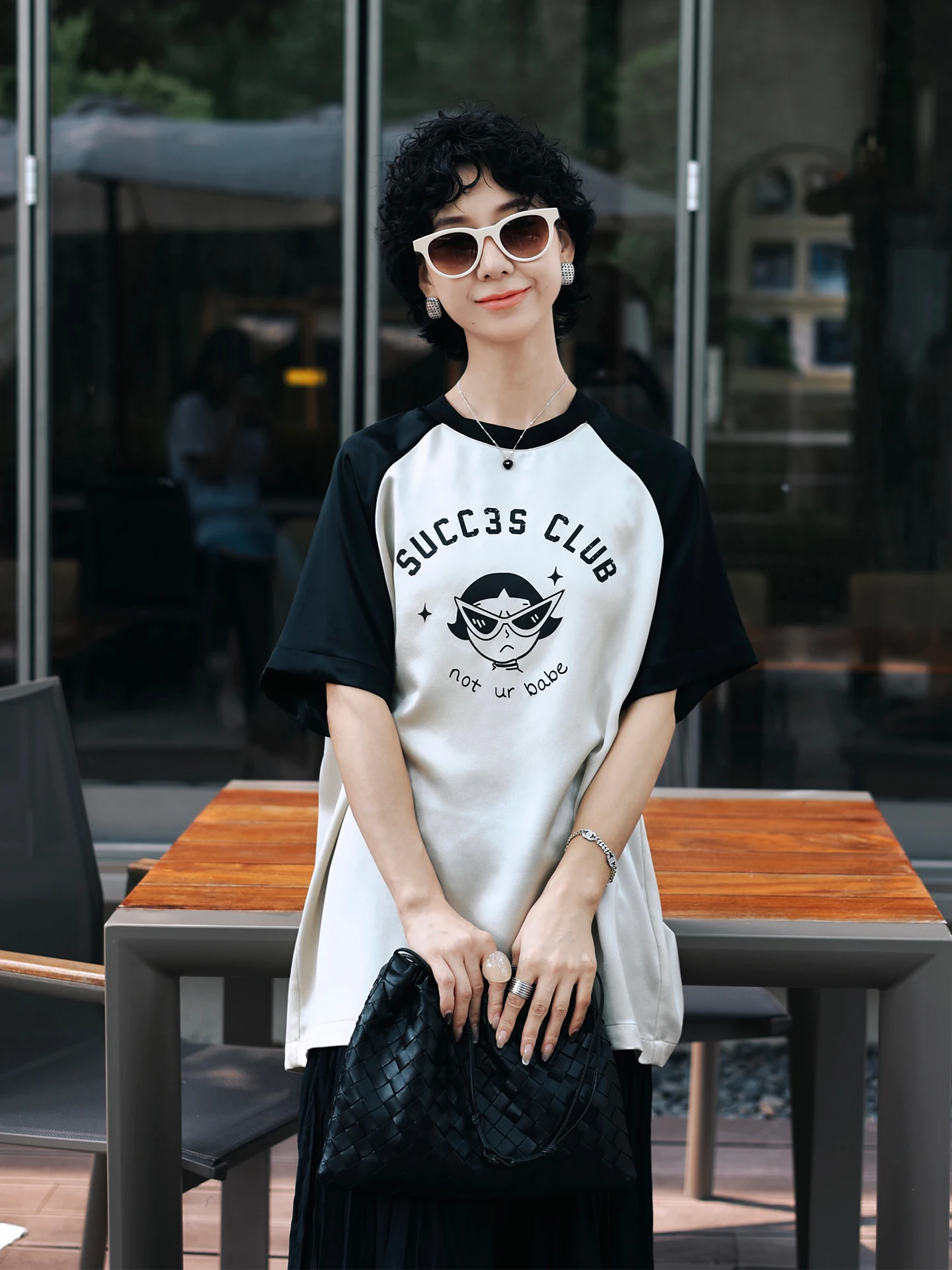 

Женская летняя футболка свободного кроя с коротким рукавом, новая модель с принтом, в корейском стиле, для повседневной носки, из ацетатного волокна