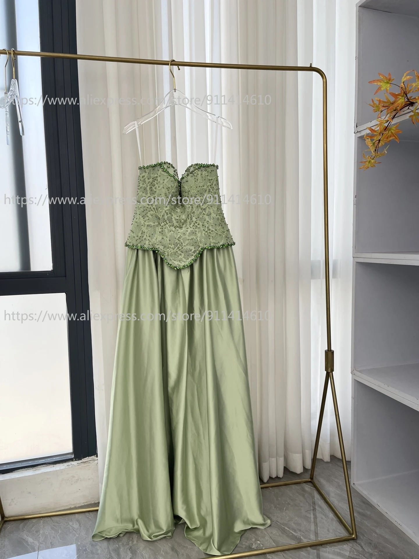 

2026 New High Quality Light Green Strapless Sequined Mermaid Sleeveless Backless Maxi Evening Dress for Parties