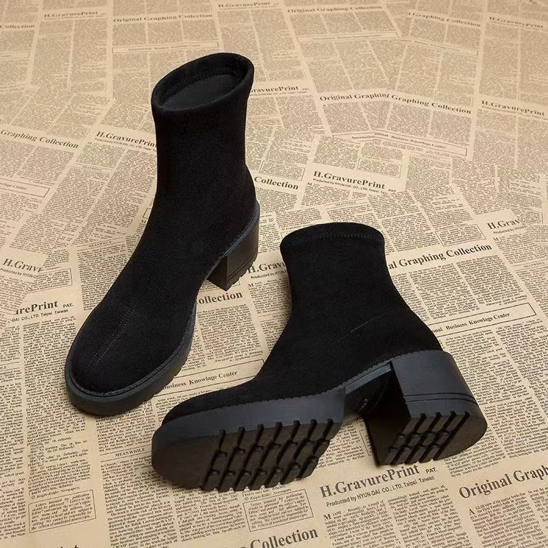 حذاء من الجلد للنساء بكعب عالٍ من جلد الغزال موضة أحذية مكتنزة مصمم أحذية الشتاء الفاخرة 2025 فستان جديد بوتاس بارا موهير Zapatos