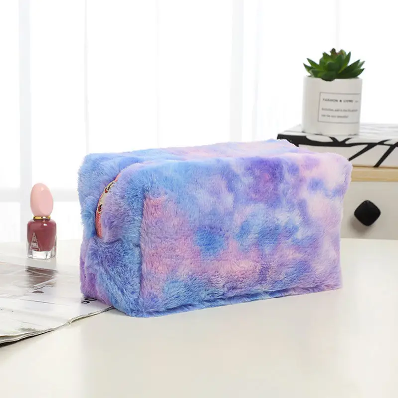 

Girls' Colorful Plush Cosmetic Bag， Feels Comfortable, New Travel Portable, Large Capacity Cosmetic Storage Bag