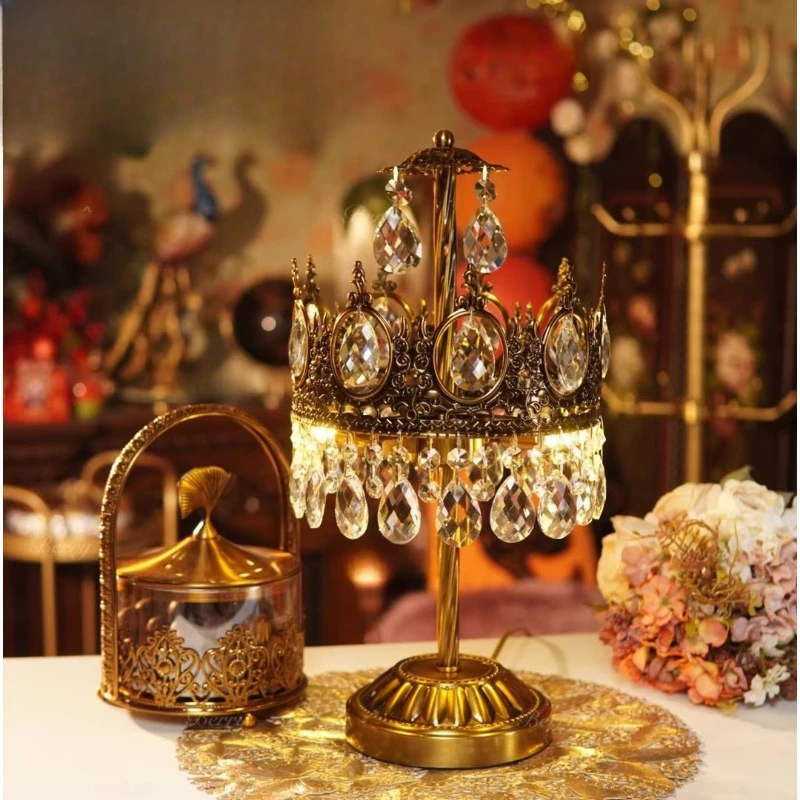 

French retro luxury crown crystal lamp simple bedroom bedside table ornament lamp study office living room table lamp