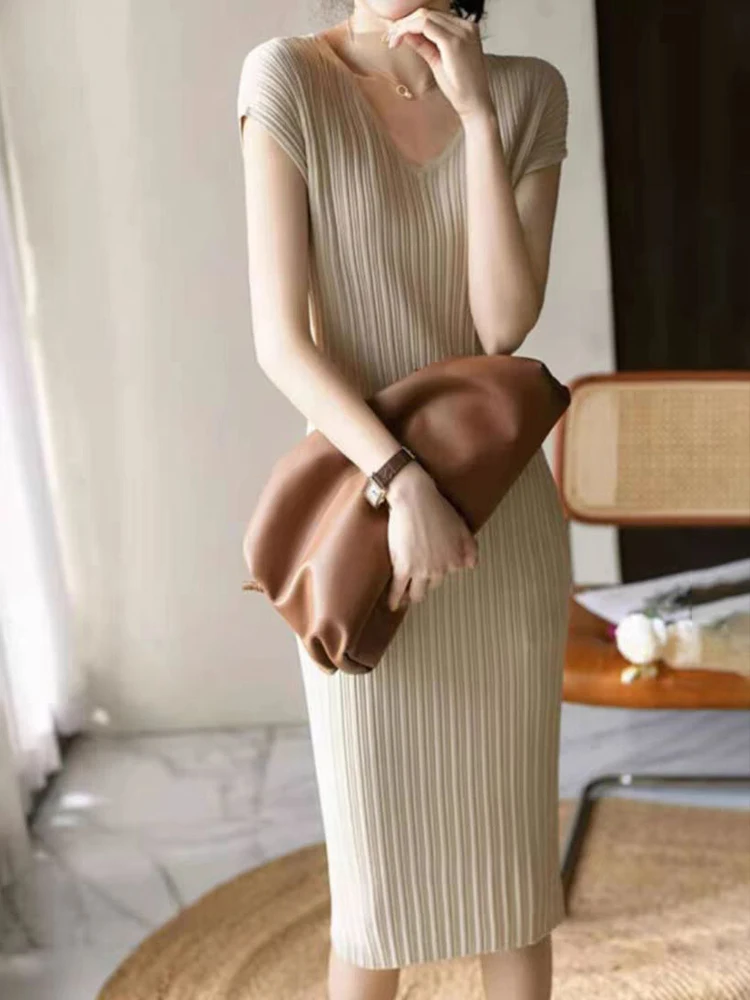 

Elastic V-Ne Striped Knitted Base Skirt ort Sve Overhead Summer Soft Skin-Friendly Small Size Arm-In Dr Commute Sle