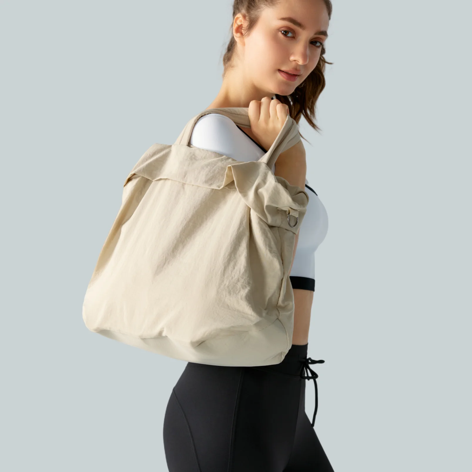 Borsa da palestra Borsa sportiva da yoga portatile di grande capacità da donna Tendenza per il tempo libero Pendolarismo Borsa a tracolla fitness versatile