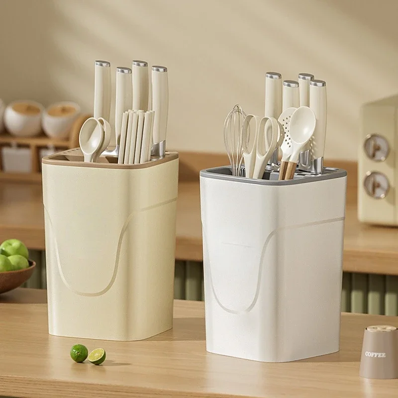 

Cute Bear Chef Knife Angle Block Holder Plastic White Knife Utensils Cutlery Cylinder Storage Shelf Stand Kitchen Tool Rack