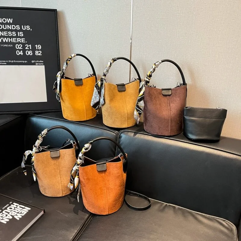 

Popular Classic Leather Women's Tote Bag Luxury Brand Famous Designer Elegant Crossbody Vintage Commuter Daily Bag​