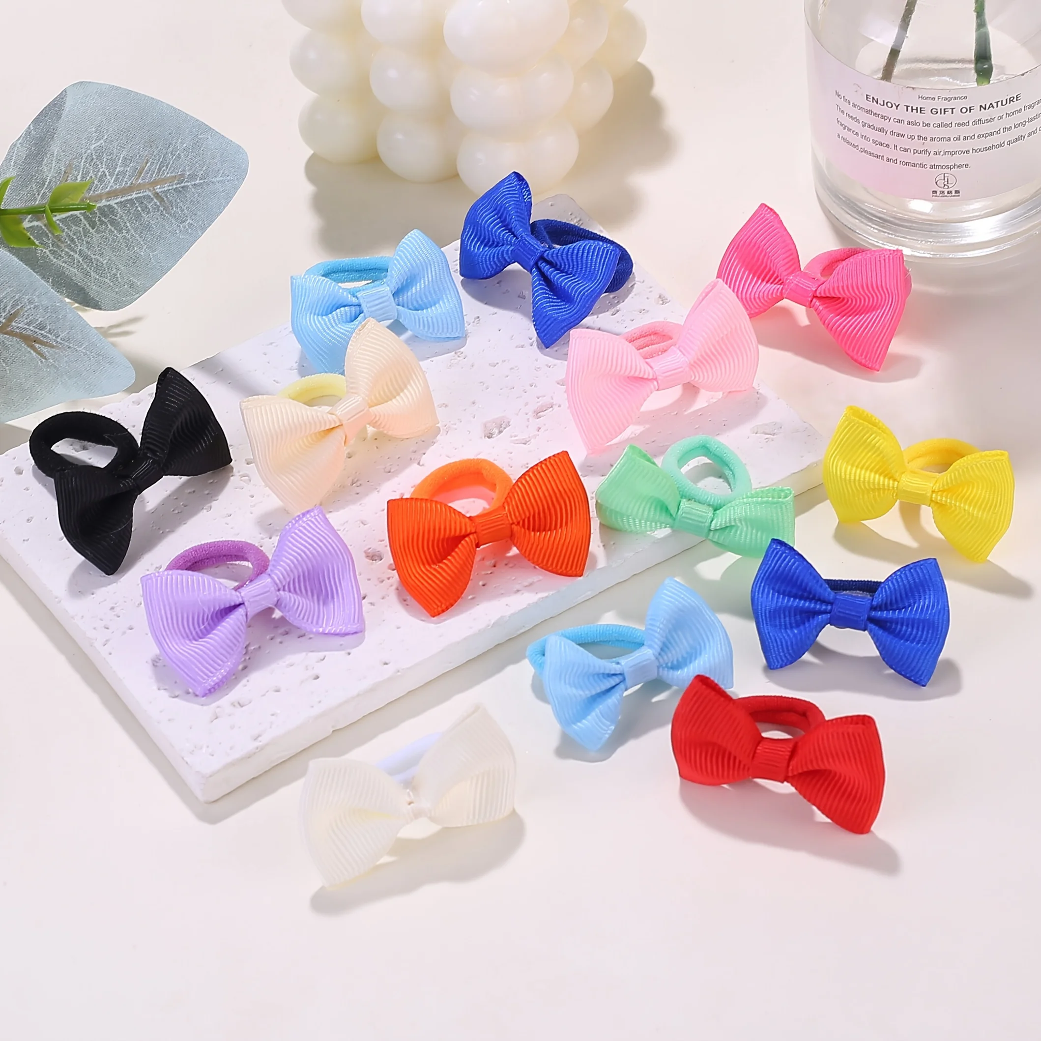 1-Baby-Stirnband-Set mit gemischter Schleife, geeignet für alle Jahreszeiten, Mini-Schleifen-Design, niedliches, verspieltes Material, weich, das das Haar nicht beschädigt – Detail 2