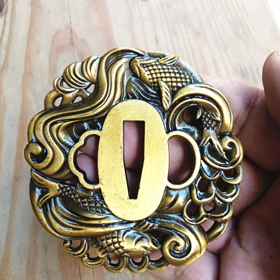 Nice Tsuba Alloy Carved Fish HandGuard Fitting For Janapese Katana Sword Guard Accessories