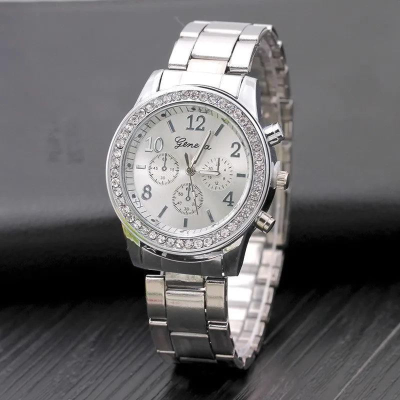 Fashion personality fashion table neutral digital surface steel band quartz watches