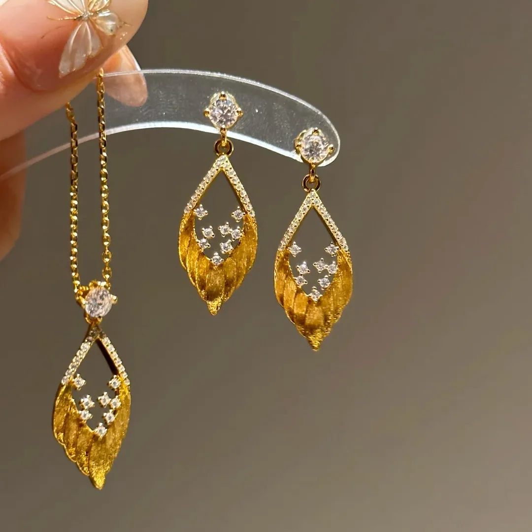 S925 Sterling Silver Stud Earrings Necklace Set Vintage Premium Diamond Fringed Earrings Earrings Pendant Women