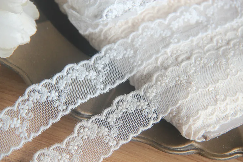 5yards/lot 2.5cm Off-White/beige Cotton Mesh lace trim Flower embroidered lace accessories DIY decorative Fabric X1122