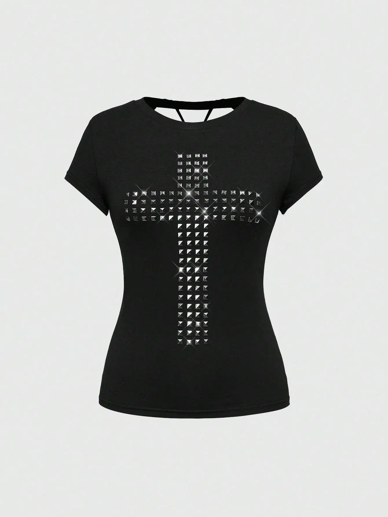 

Черная футболка в стиле панк Y2K с крестом из страз и вырезом на спине, облегающая