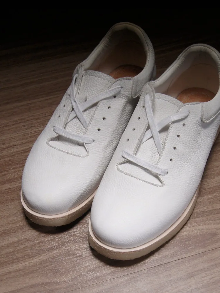 Handcrafted Fashion Soft-Sole Genuine Leather Casual Shoes Men Flats Sneakers Comfortable Outdoor Trainers Lace-Up White Shoes