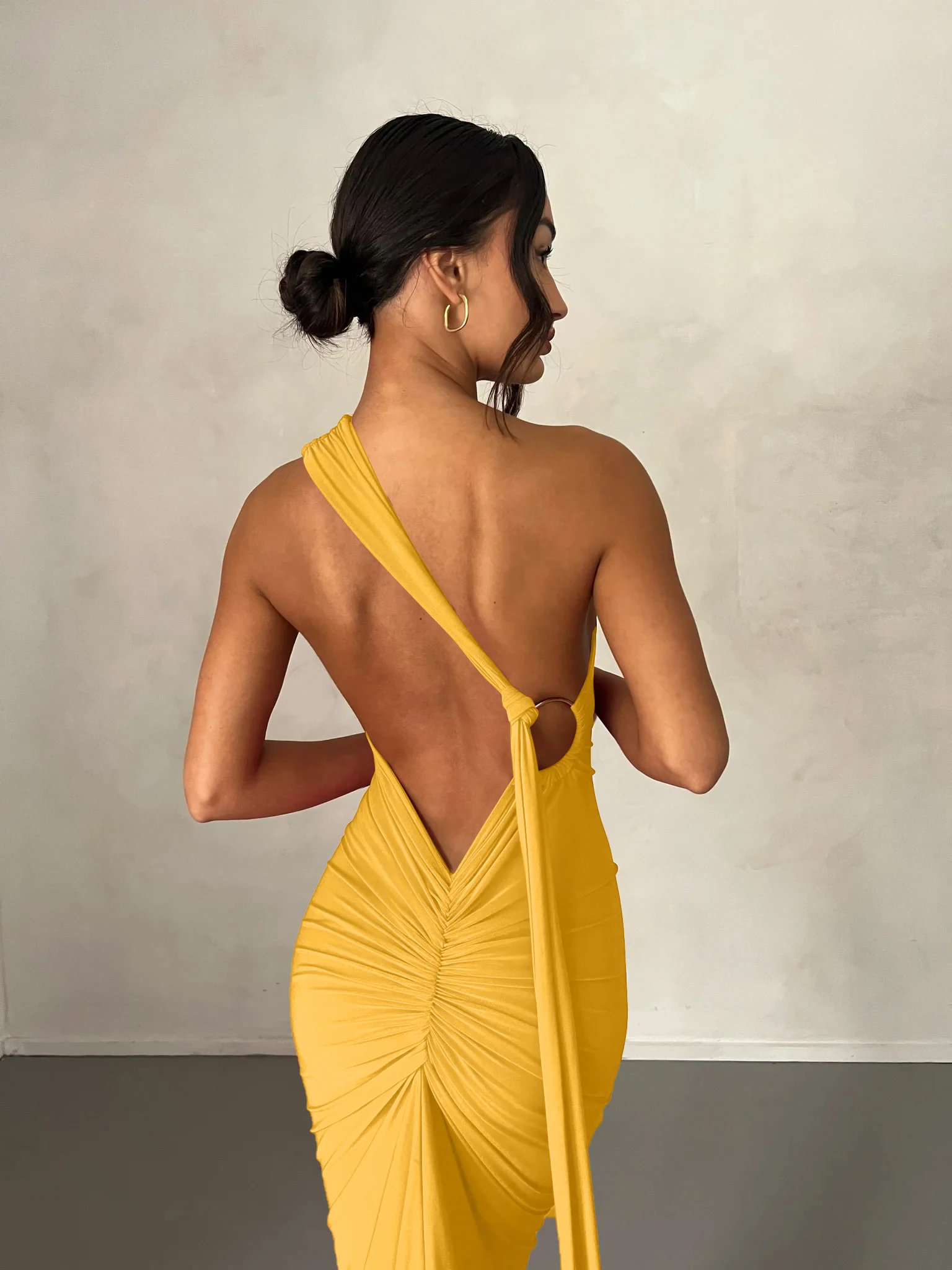 Hugcitar One Shoulder Backless Adjustable Scarf Loop Ruched Sexy Maxi Dress Women Elegant Y2K Streetwear Festival Outfit 298 S8a4d823d80e94f0ba713c7399ab972122
