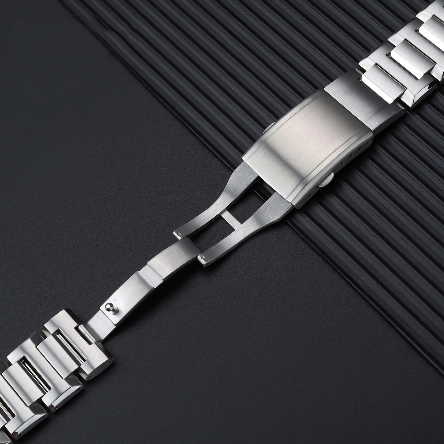 ل كاسيو الصلب القلب GST-B100/S120/W300/S310/S300 الصلبة حزام ساعة اليد غير المدمرة تعديل الشق حزام الساعات الرجال سوار