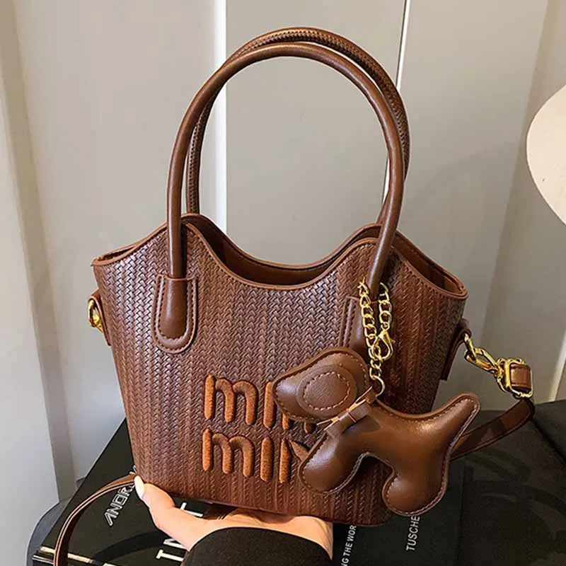 حقيبة يد مايكرو تريند لعام 2025، محفظة كتف وكروس قابلة للتحويل للنساء، حقيبة يد من الجلد المعاد تدويرها ليلاً ونهارًا