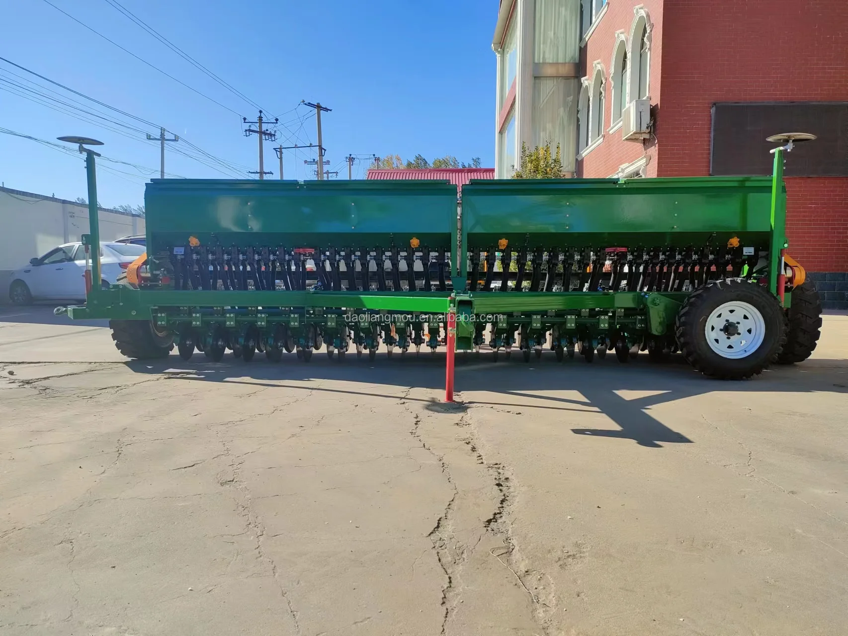 【HOT】No Till 36 Row Disc Seeder Rice Oats Millet Tractor Seed Drill