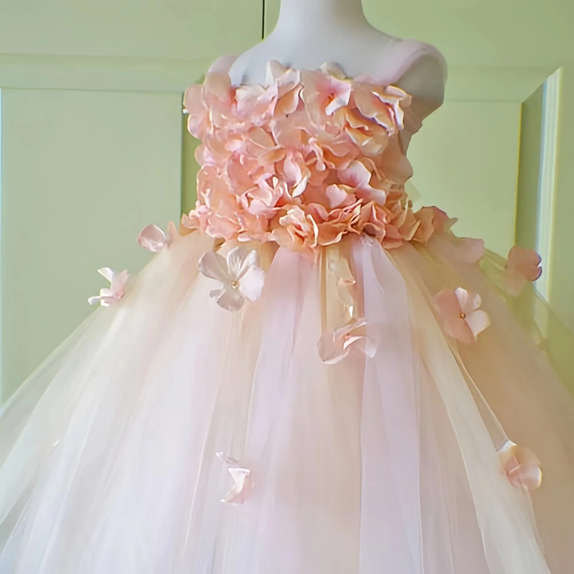 Girls Flower Petals Tutu Dress Baby Crochet Tulle Dress with Headband Kids Birthday Christmas Party Costume Evening Dresse