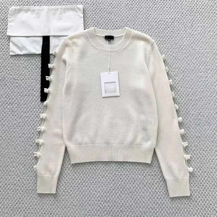 

Customized European and American women's clothing for winter 2025 Long-sleeved round-neck bow cashmere knitted sweater