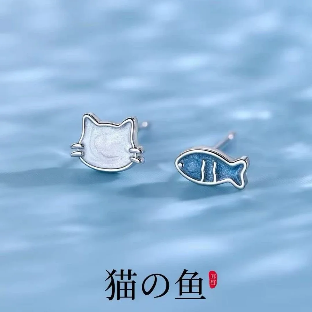 Uini Tail hot selling 925 sterling silver needle cat fish earrings popular high-end 2026 new niche design women's earrings