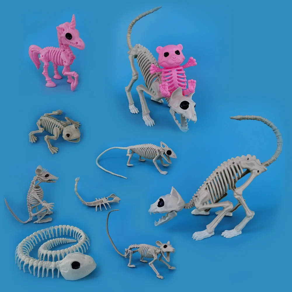 

Animal Skeleton Bones Cat Mouse Scorpion Bat Bear Spider Unicorn Snake Crow Lizard Horror Party Decoration Halloween Prop Hunted