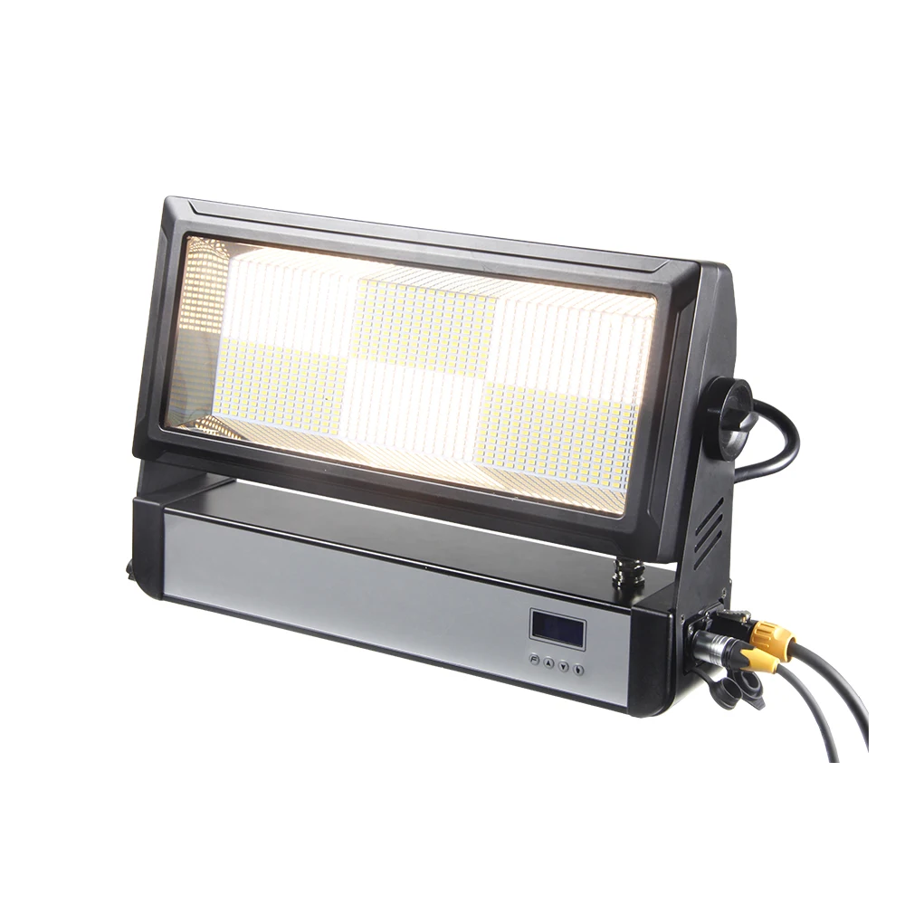 Latest Model Ip65 Waterproof 450 W 6 Dimming Curve 1008 Pcs Warm or Cool White Led Floodlight with 2/6 DMX Channel Performance