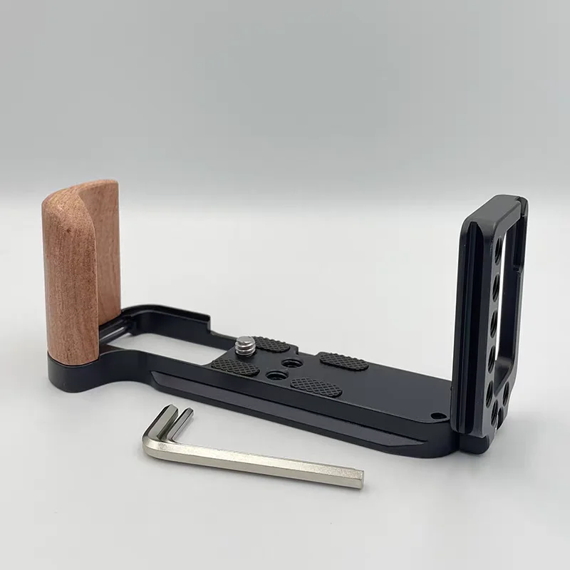 

Fujifilm X-T30II X-T30 X-T20 Клетка для камеры L-образная быстросъемная пластина с деревянной ручкой, монтажные отверстия 1/4 дюйма для микрофона