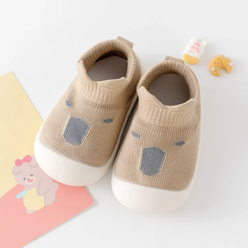 Novo desenho animado bonito moda bebê criança sapatos sola macia antiderrapante respirável sapatos de bebê