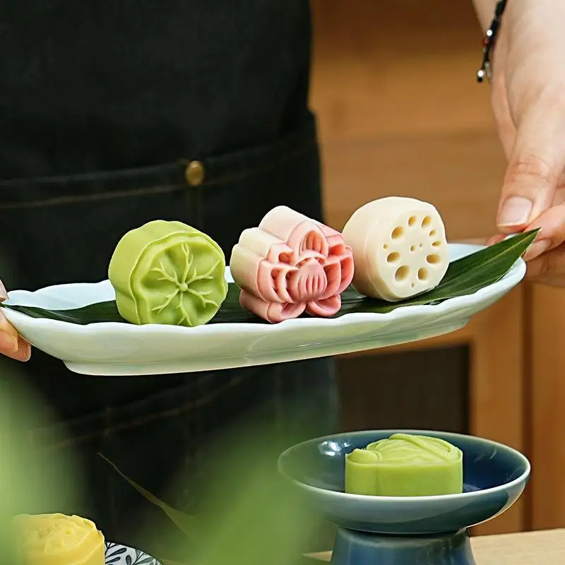 Mid Autumn Festival Mooncake Mold 30g Lotus Leaf Flower Shape Moon Cake Mould DIY Fondant Mung Bean Baking Tools Hand Press Mol