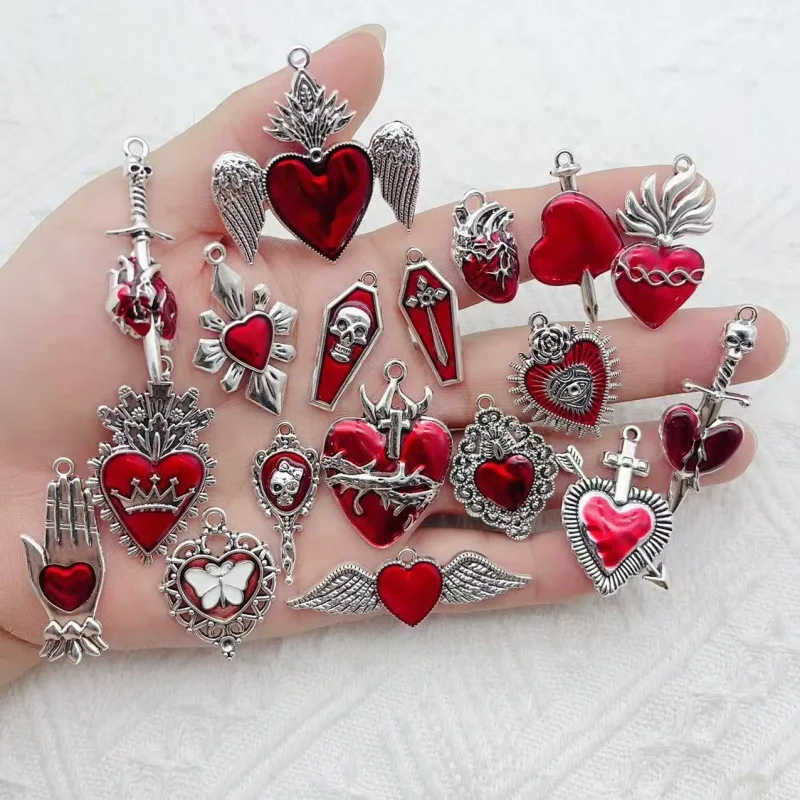 5pcs Dark Gothic Exaggerated Heart Cross Sword Pendant Charms DIY Handmade Bracelet Necklace Beaded Accessories Material