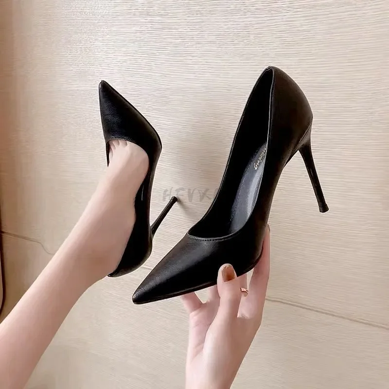 New Soft Leather Black Professional High Heels Female Stiletto All-match Flight Attendant Single Shoes Work Shoes