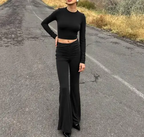 

Women's Two-Piece Autumn and Winter Round Neck Pullover Solid Color Crop Top High Waisted Pleated Flared Pants Set