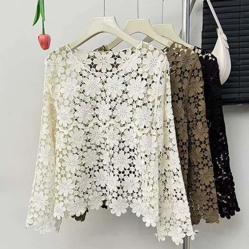 Boring Honey Hollow Out Crocheted Round Neck T-Shirt Flower Lace Sweater Female Autumn Fashion All-Match Chic Loose Top Women