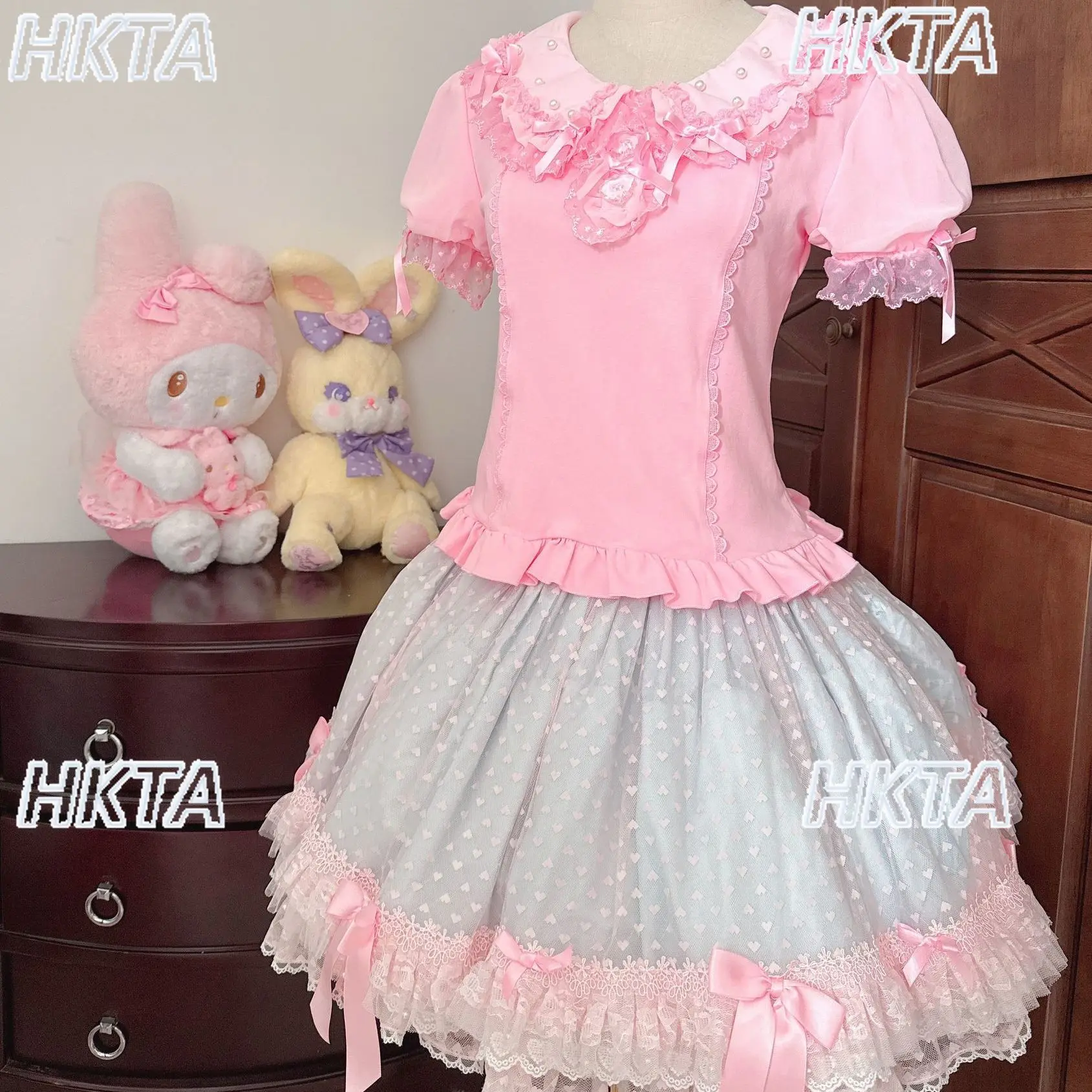 لوليتا الحلو لطيف دمية طوق البتلة كم طويل القوس الوردي قميص الداخلية Kawaii الدانتيل المرقعة Ruched اللؤلؤ الأبيض بلوزة بلايز النساء
