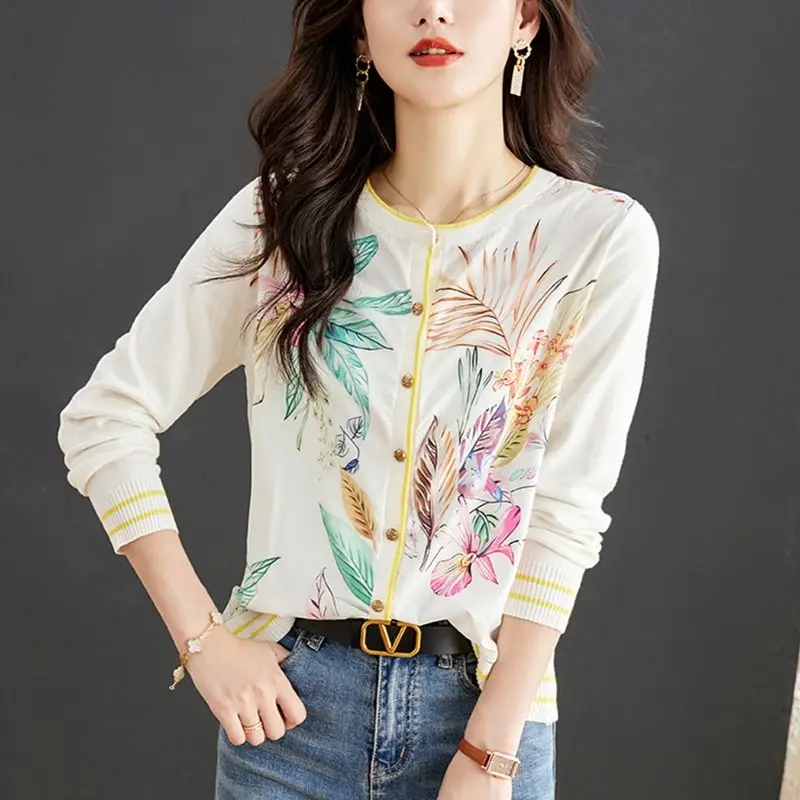 Spring Autumn New Round Neck Long Sleeve Sweater Women High Street Casual Printing Button Cardigan Elegant All-match Chic Tops