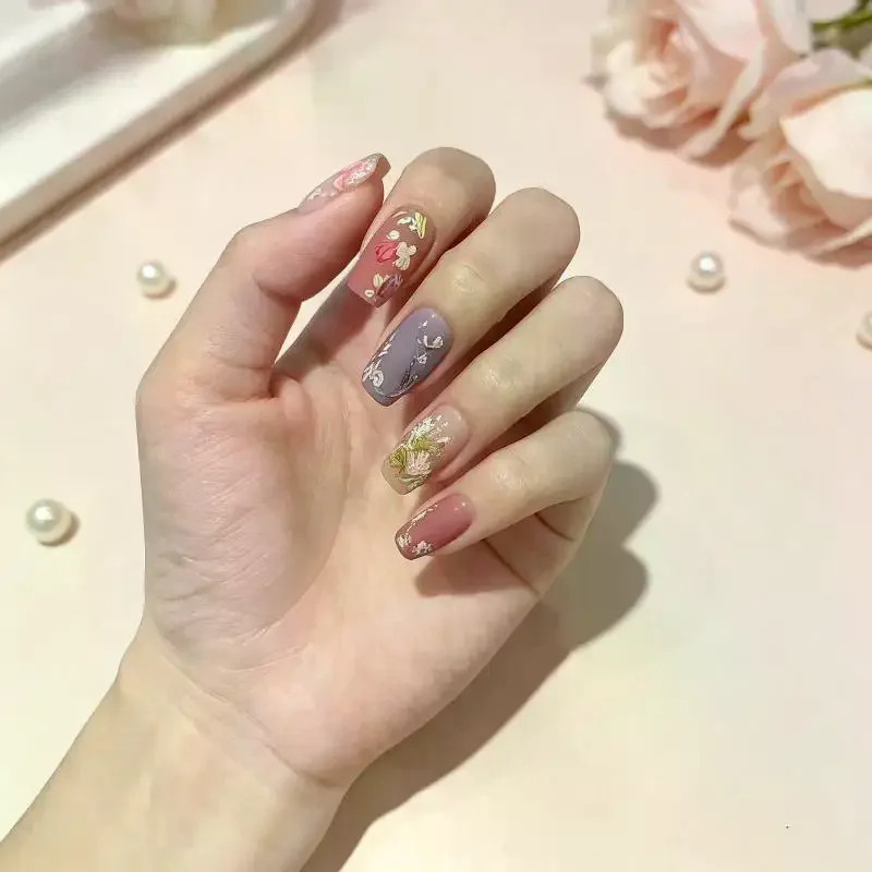 /JCS/Free Tool Kit 3D Flower Pattern Nail 3D Relief Matte Texture Nail Short Square Shape Nail Matte-Finish Press-On Nails