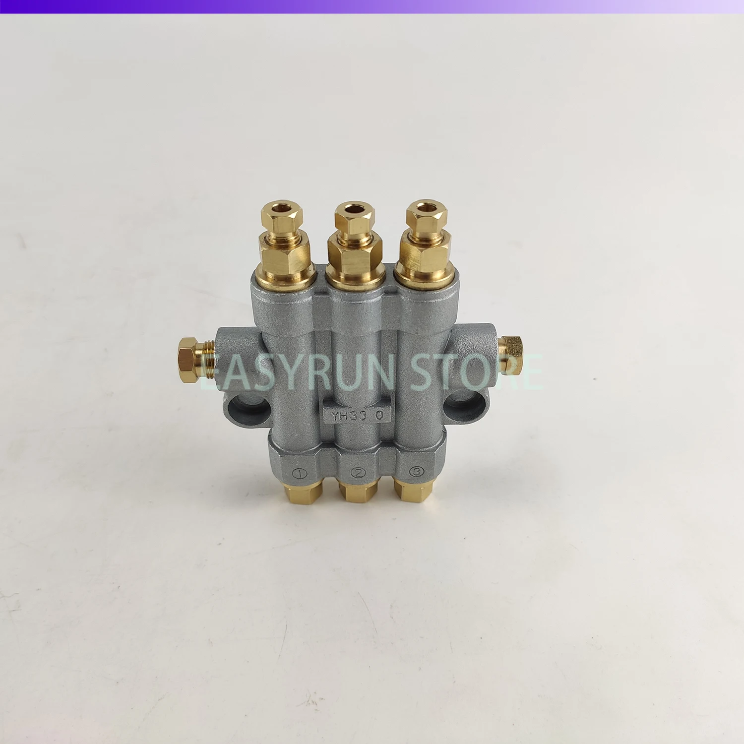 YH33 Volumetric Distributor Oil Discharge Quantitative Oil Separator Injection Molding Machine in 6mm out 4mm