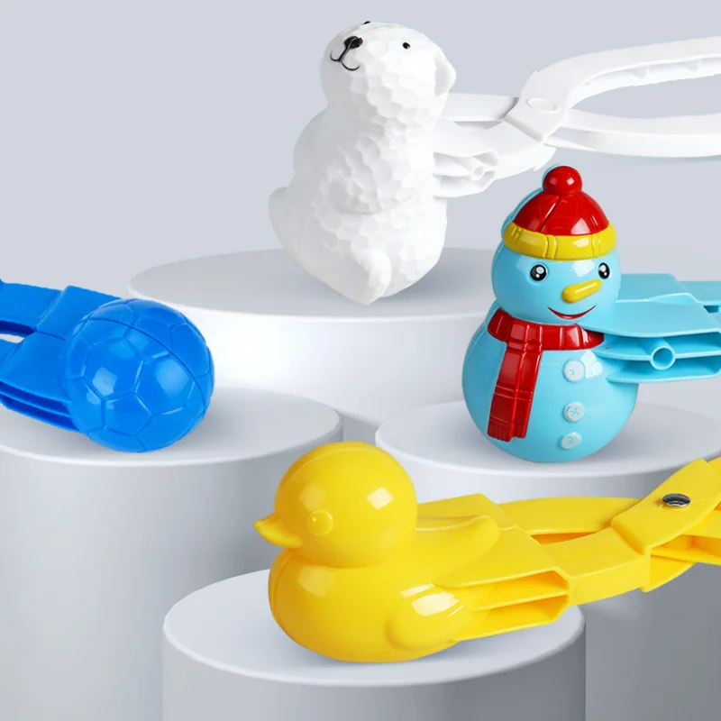 New Snow Toy Hot Selling Multiple Colors Snowball Clip Duckling Astronaut Mold Three Piece Set For Playing Snow Toy Clip