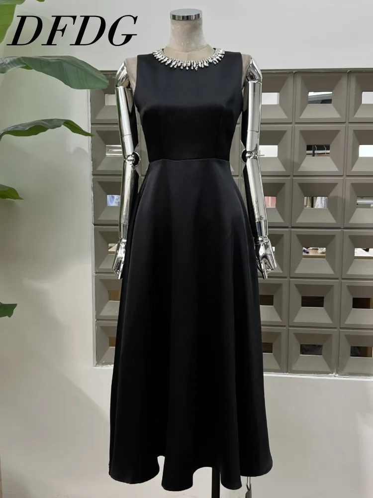 

DFDG 2025 Spring Summer Women’s White Satin Vintage Dress Elegant Ruched Waist Sleeveless Round Neck Designer Dress Party Dress