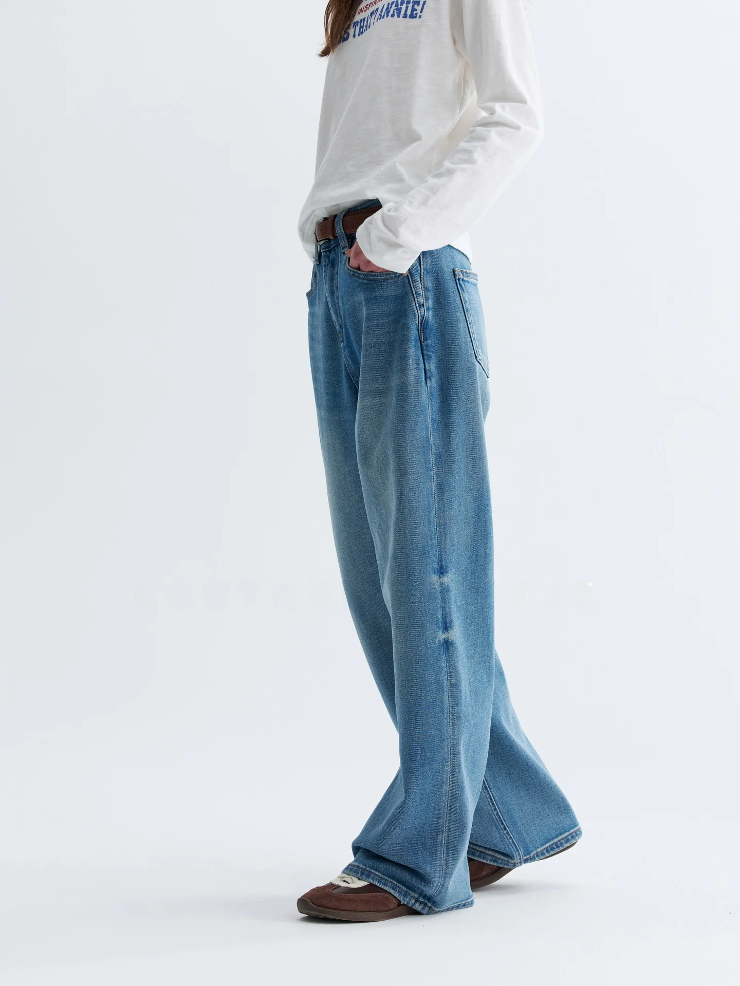 

VAJE Loose High Waist Straight Leg Light Blue Denim Jeans Women's Spring Fashion 2026 New Style Korean Chic Wide Leg Short Women