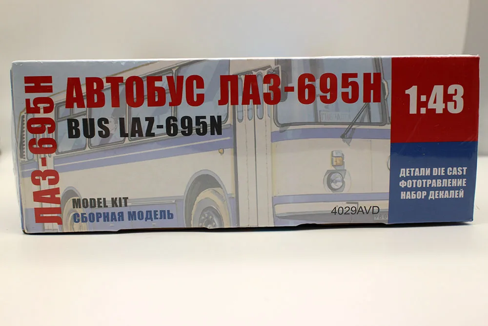 ÓNUS LAZ-695N, URSS Bus Diecast Modelo Kit, Montar Brinquedos, Coleção de Presentes, Novos Modelos AVD, Escala 1:43, 4029AVD