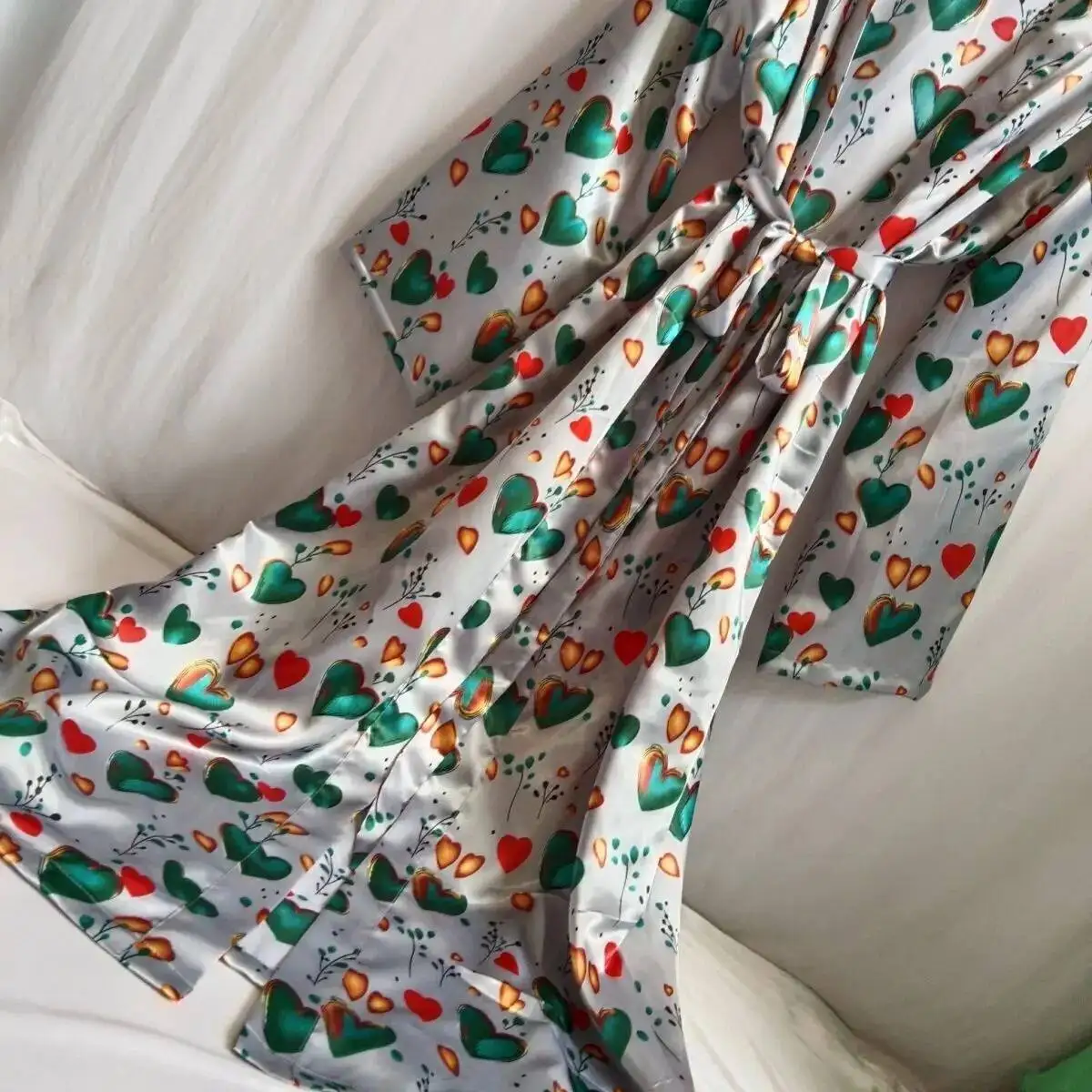 125-130cm Glossy Elegant Men Women Satin Maxi Dress Long Sleeve Loose Night Dress Sleeping Robe