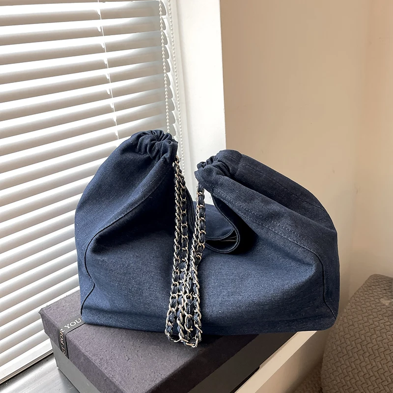 Chic Style Big Chain Shoulder Tote Bags For Women 2023 Luxury Designer Handbags Denim Fabric Pure Color Large Capacity Shoppers