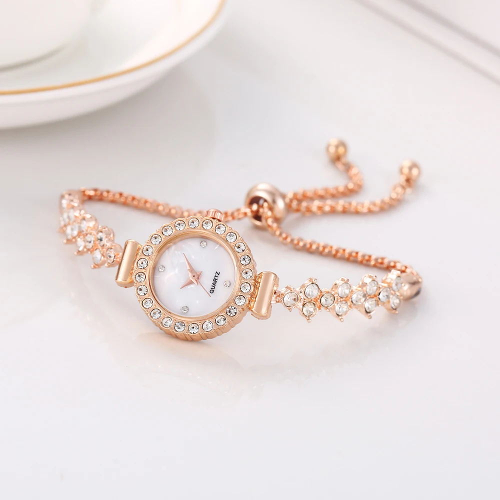 New niche fashion diamond inlaid women's watch round full diamond women's style pull-out bracelet watch