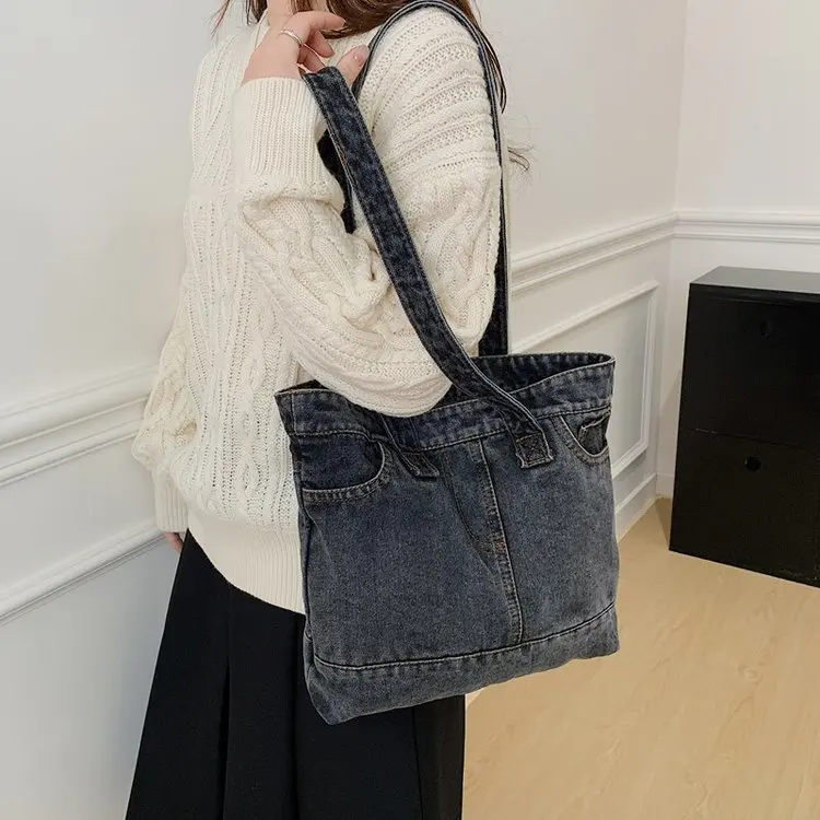 

2025 Japanese Style Canvas Tote Bag, Spacious Shoulder Purse for Girls, Casual Student Crossbody, Minimalist Day to Night Bag