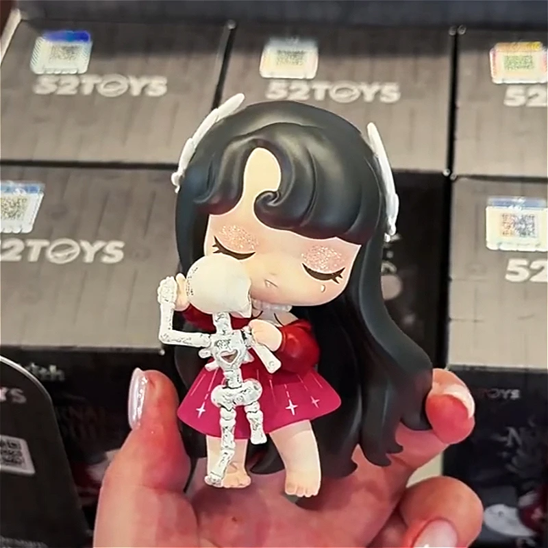 

52TOYS Lilith Nocturnal Shroud Series Blind Box Lilith Anime Figure Mystery Box Trendy Desk Decora Surprise Bag PVC Statue Gifts
