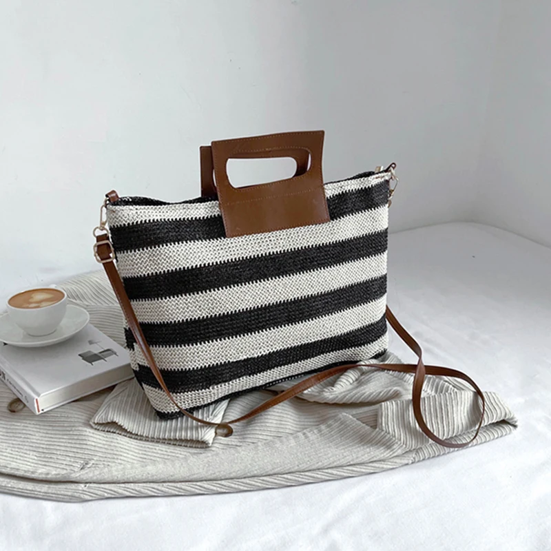 

Casual Striped Woven Shoulder Bag Women Fashion Large Capacity Straw Crossbody Bag Lady Summer Beach Vacation Handbag Big Purse