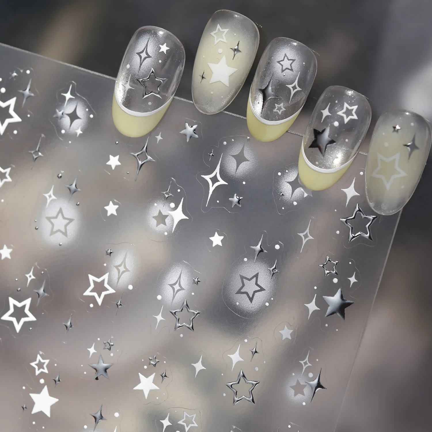 Silberweißer Stern, Hohlstern, Vollstern, Vierzackiger Stern, Einfache Farbverlaufs-Halo-Sterne, 5D Nagelkunst-Aufkleber, Geprägte Nageldekorationen