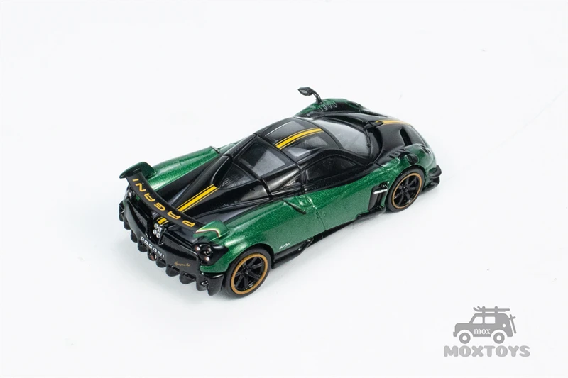 Tarmac Works 1:64 Pagani Huayra BC Green Diecast Model Car