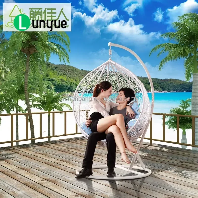 Outdoor Plastic Synthetic Resin Rattan Wicker Garden Swing Chair Durable Patio Furniture for Backyard Porch Relaxing